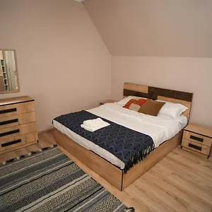 https://grandpa-house-studio-app-2.albaniahotels.org